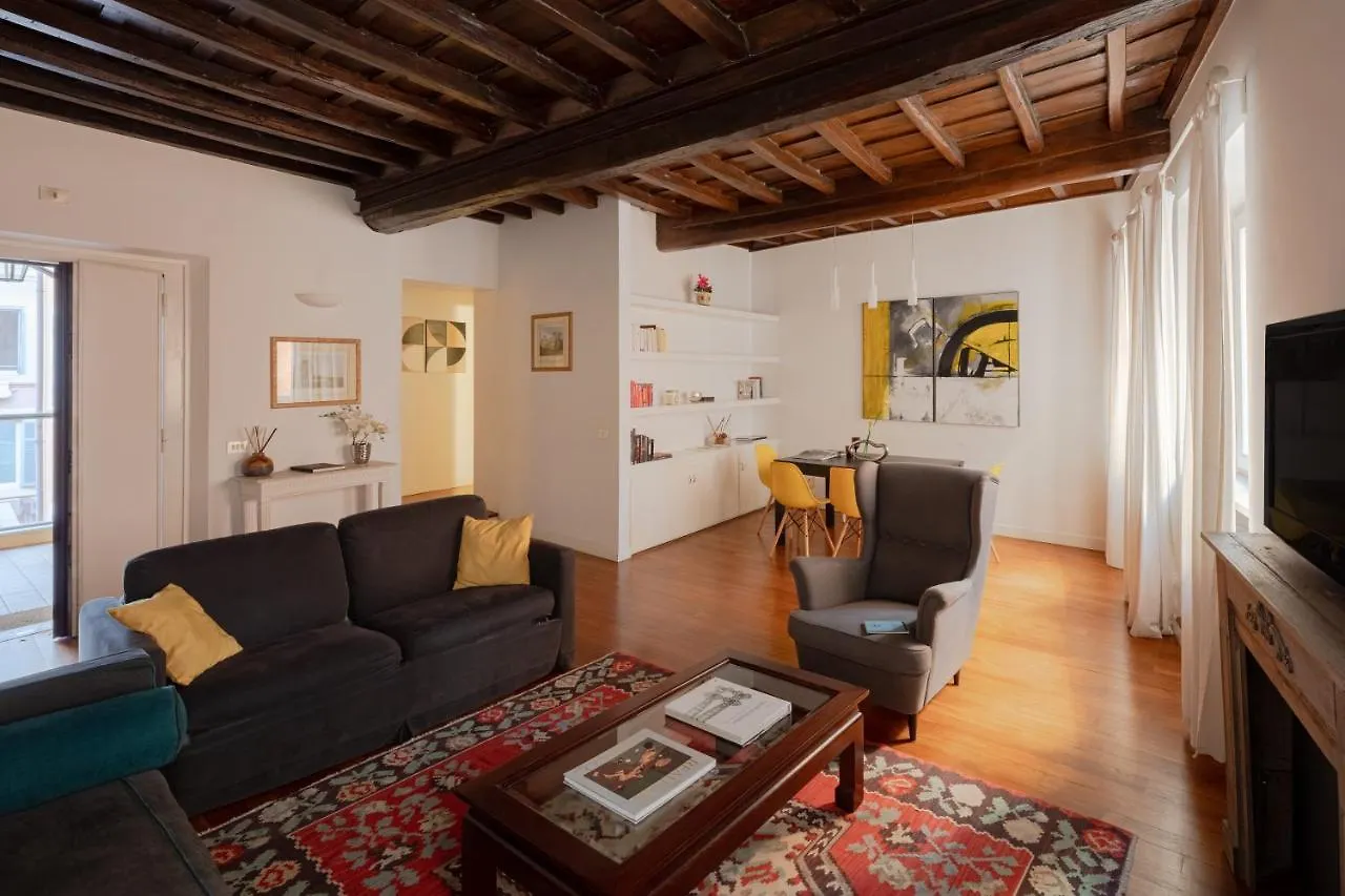 Apartment Elegante Rifugio In Centro Storico Roma Tra Piazza Del Popolo E Piazza Di Spagna Italy